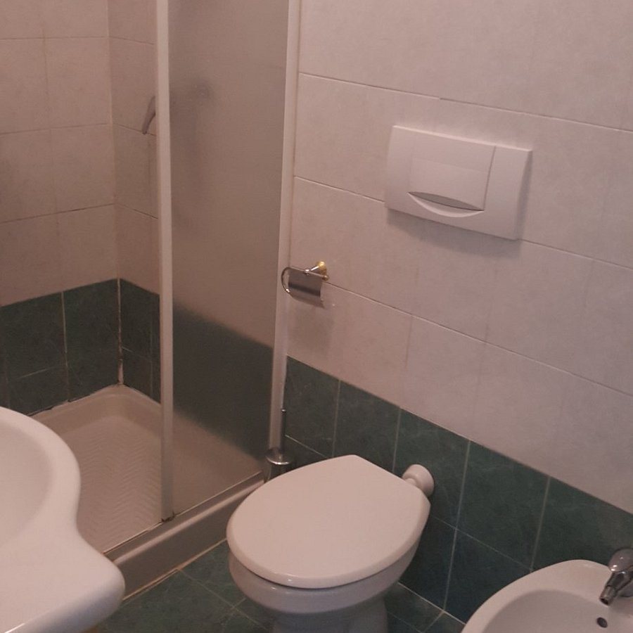 Hotel Messner — Bathroom