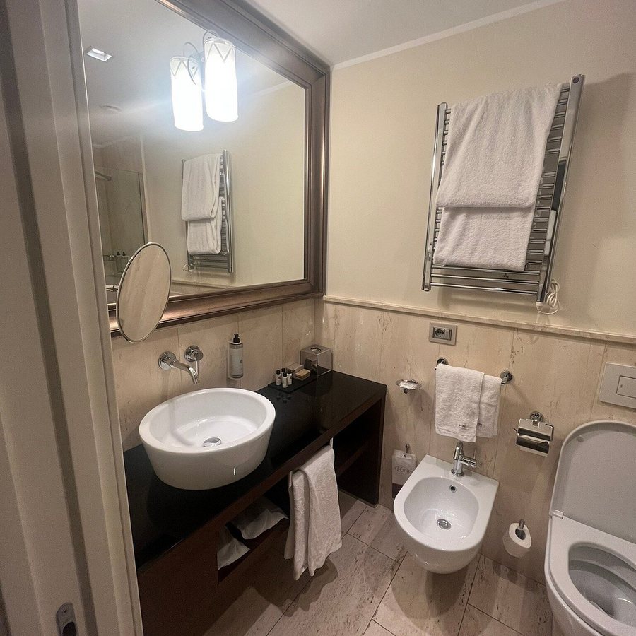Hotel Milano Palmanova — Bathroom