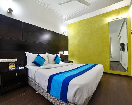 Hotel Mint Oodles — Guest room