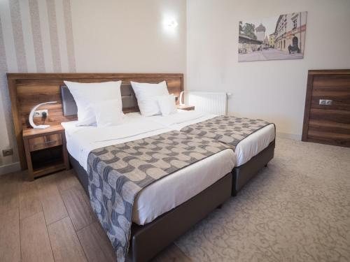 Hotel Miodowa — Guest room