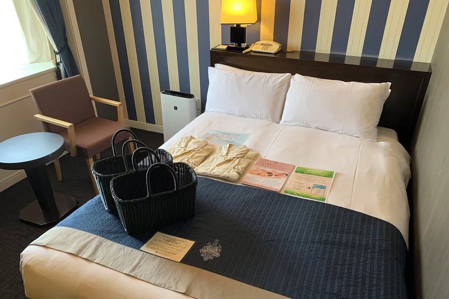 Hotel Monterey Kyoto — Guest room