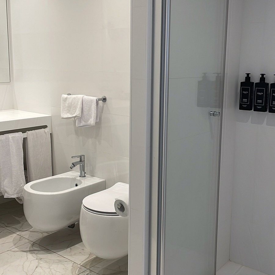 Hotel Morfeo Milano — Bathroom
