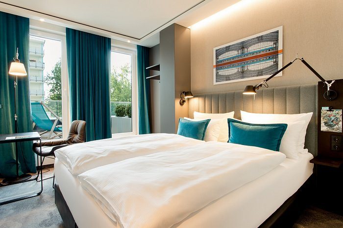 Hotel Motel One Berlin spittelmarkt — Guest room