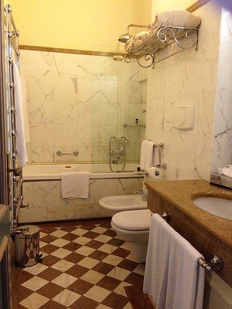 Hotel Mulino di Firenze — Bathroom