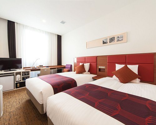 Hotel Mystays Haneda — Guest room