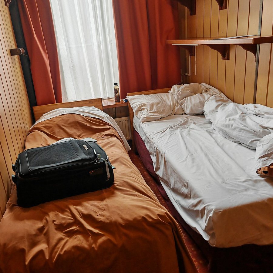 Hotel Nadia — Guest room