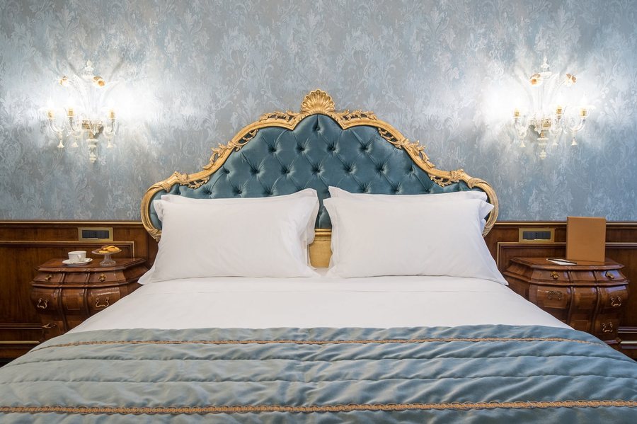 Hotel Nani Mocenigo Palace — Guest room