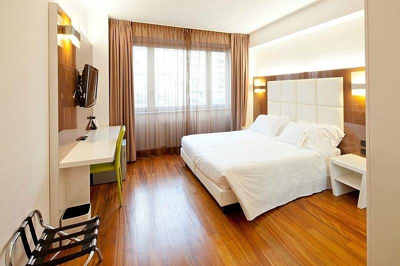 Hotel Nasco — Guest room