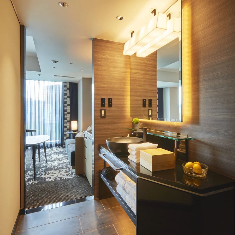 Hotel New Otani Tokyo The Main — Bathroom