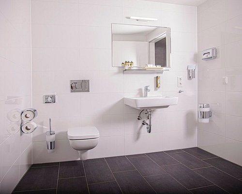 Hotel Nikolai Residence — Bathroom