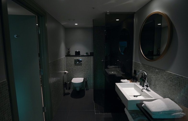 Hotel Norge — Bathroom