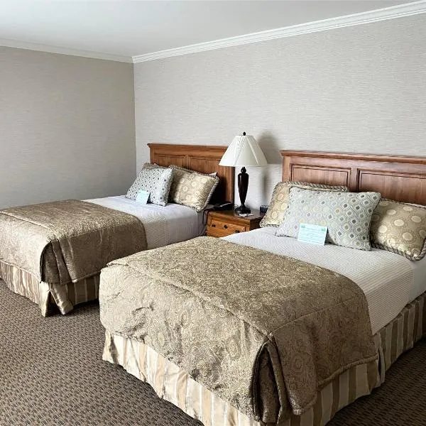 Hotel North Beach — Guest room