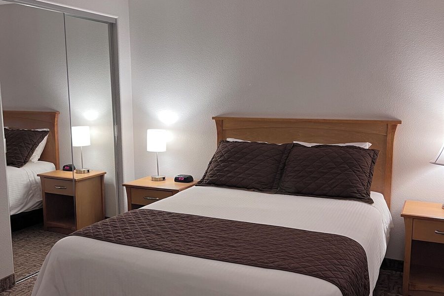 Hotel North Pole — Guest room