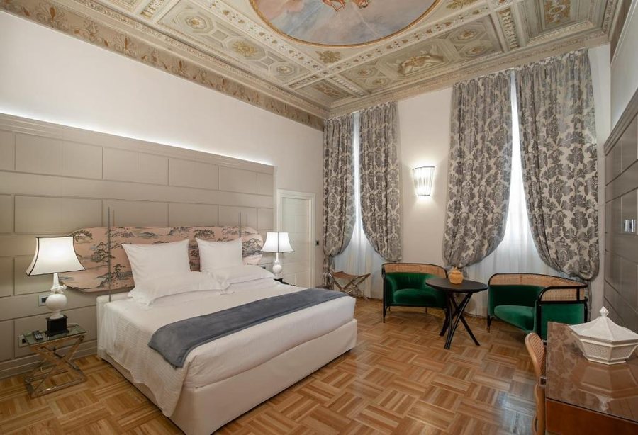 Hotel Number Nine — Guest room