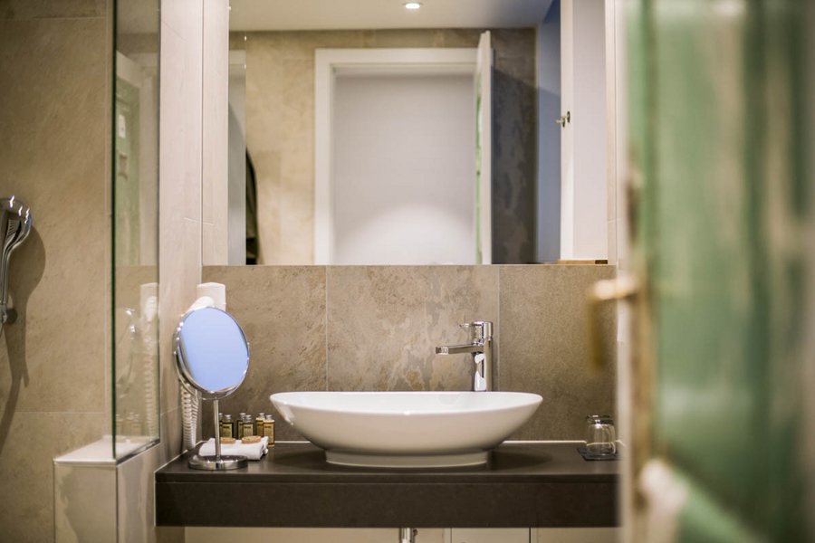 Hotel Oderberger — Bathroom