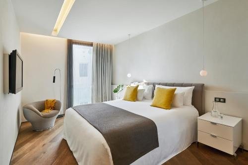 Hotel Ohla Barcelona Barcelona Catalonia — Guest room