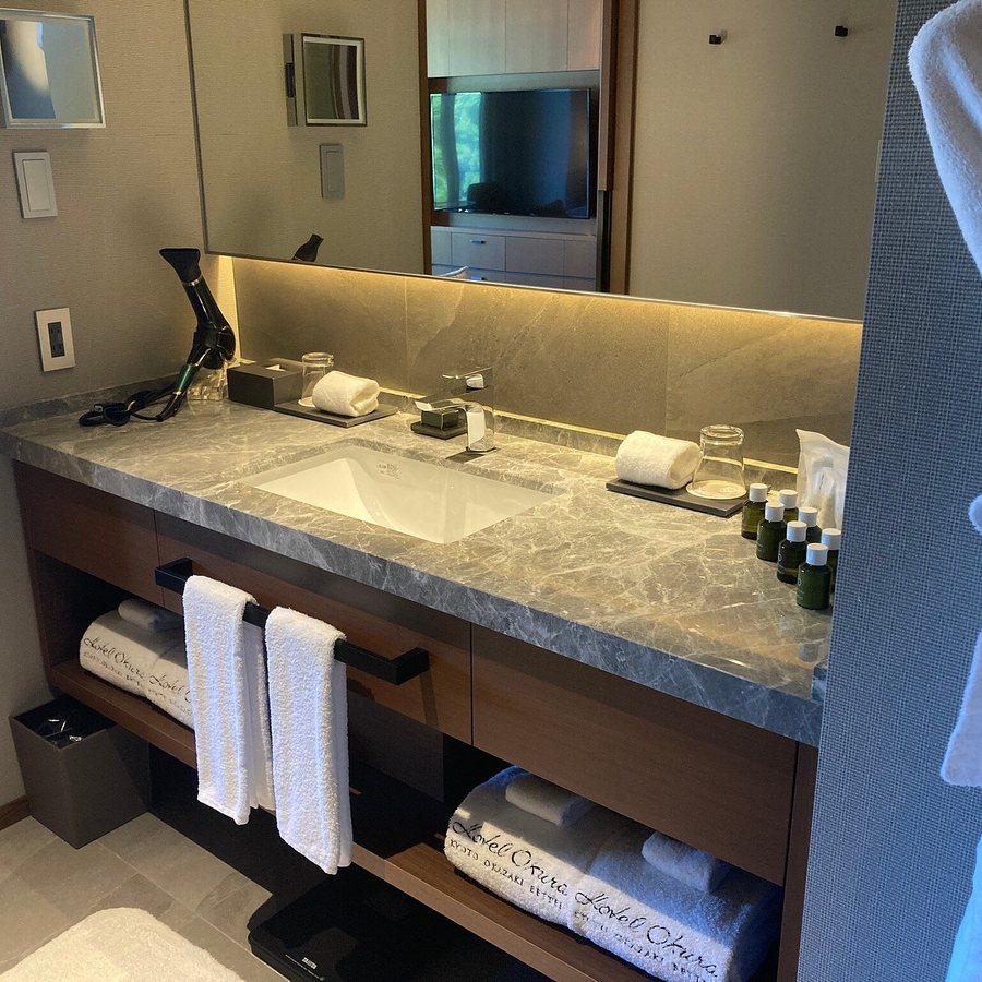 Hotel Okura Kyoto Okazaki Bettei — Bathroom