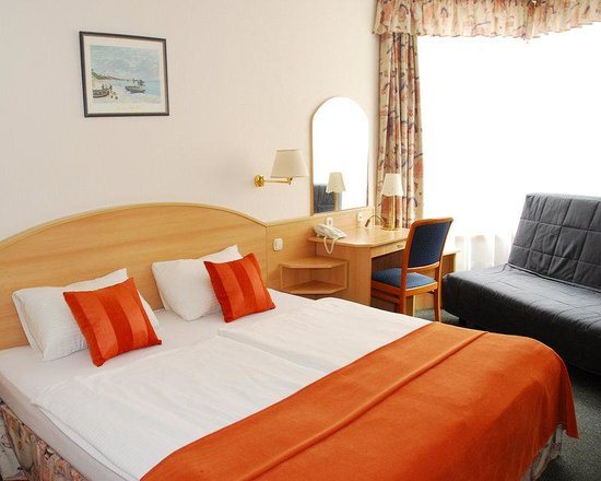 Hotel Orion Varkert — Guest room