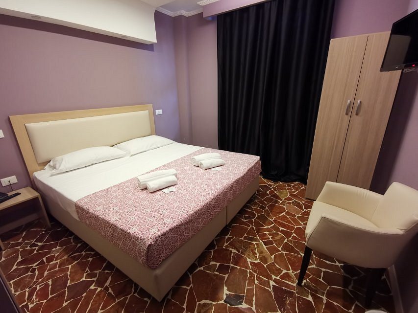 Hotel Paganini — Guest room