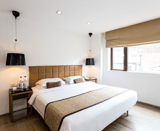 Hotel Palace Heights — Guest room