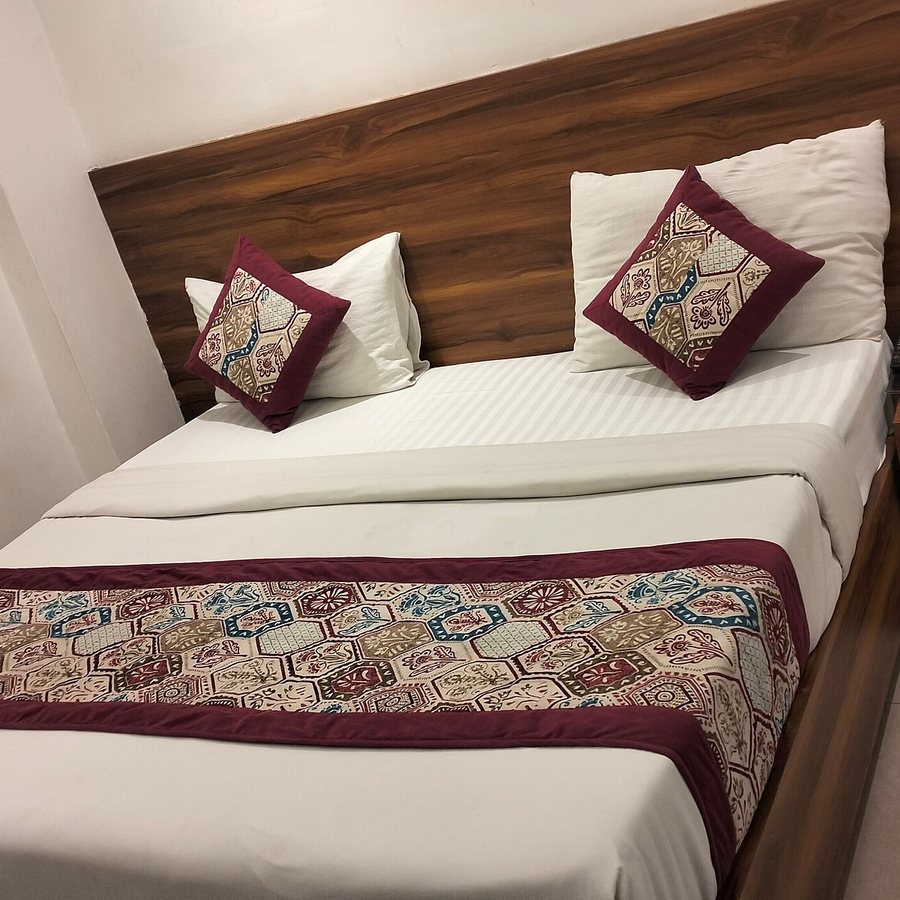 Hotel Paradise International — Guest room