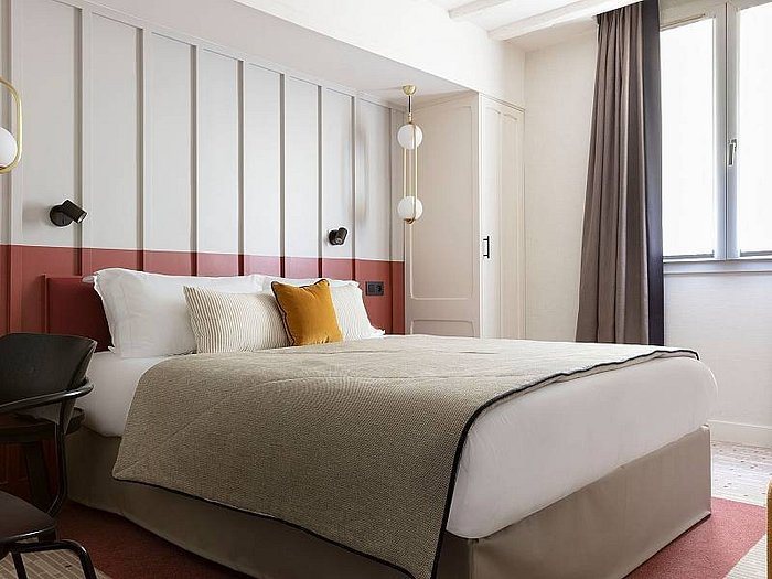 Hotel Paris Bastille — Guest room