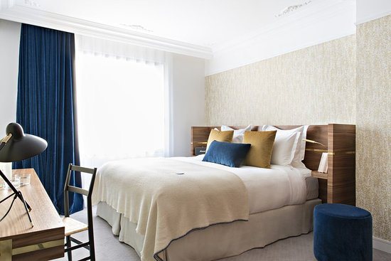 Hotel Parister — Guest room