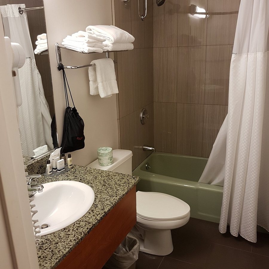 Hotel Parmani — Bathroom