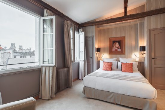 Hotel Pas de Calais — Guest room