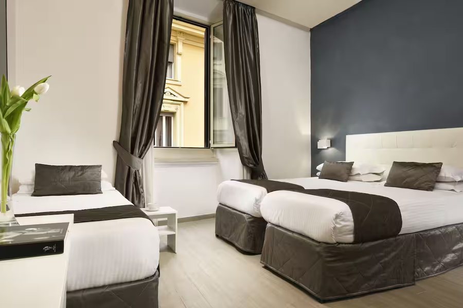 Hotel Patria — Guest room