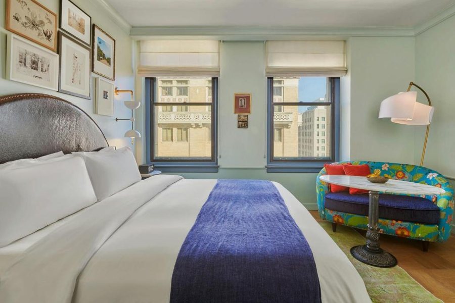Hotel Per La Autograph Collection — Guest room