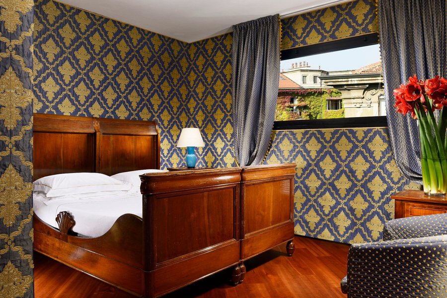 Hotel Pierre Milano — Guest room