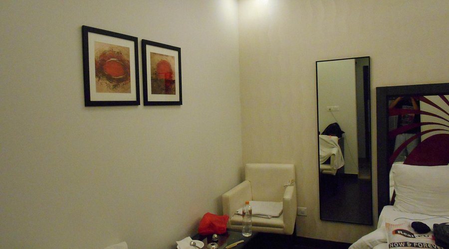 Hotel Pitrashish Pride — Bathroom