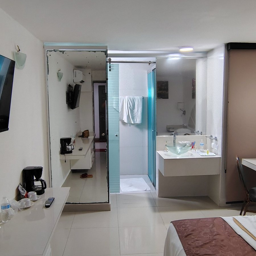 Hotel Plaza Caribe — Bathroom