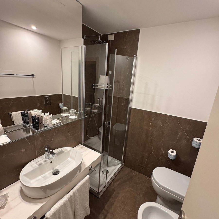 Hotel Politeama — Bathroom