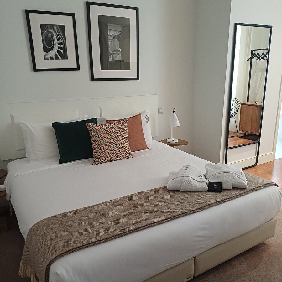 Hotel Porto River Infante — Guest room