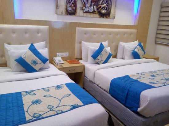 Hotel Prince Palace Deluxe — Guest room