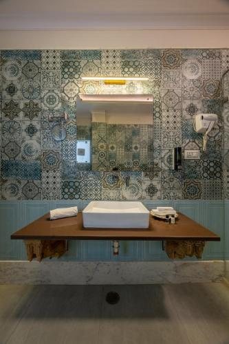 Hotel Rajasthan Palace Jaipur Jaipur Jaipur District Rajasthan — Bathroom