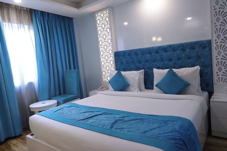 Hotel Ramhan Palace — Guest room
