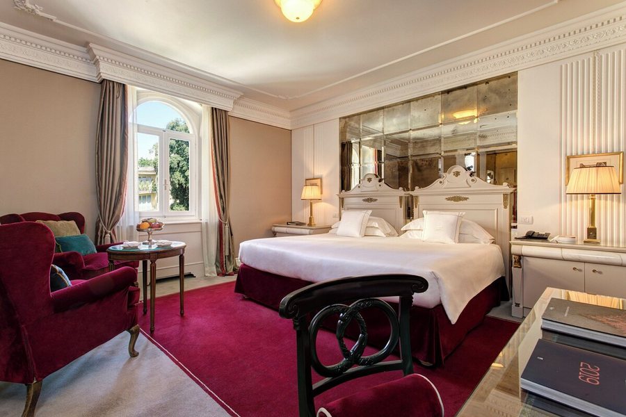 Hotel Regency — Guest room