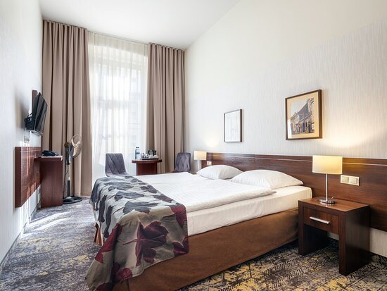 Hotel Regent — Guest room