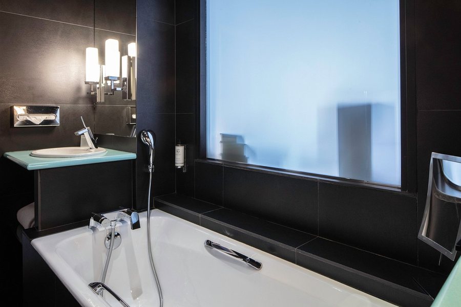 Hotel Regent s Garden Astotel — Bathroom