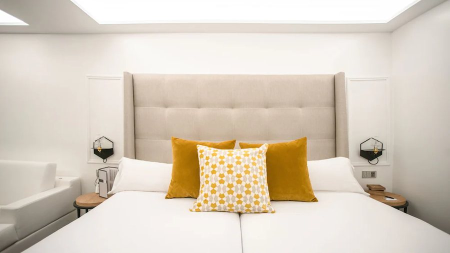 Hotel Regina — Guest room