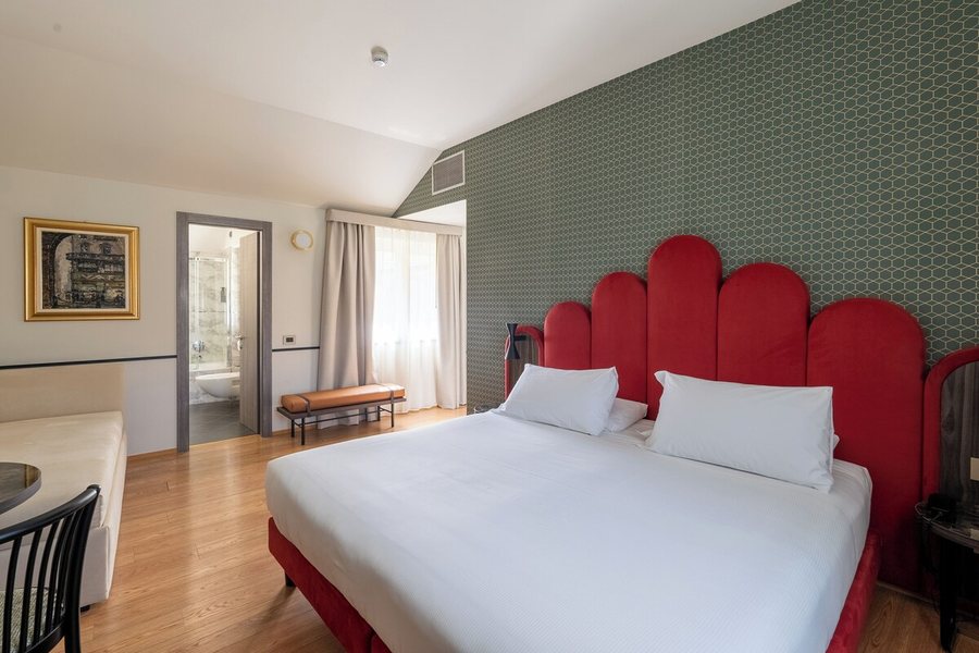Hotel Regina — Guest room