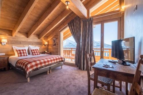 Hotel Relais du Petit St Bernard — Guest room