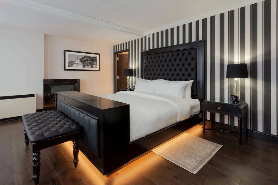 Hotel Retlaw Trademark Collection by Wyndham — Guest room
