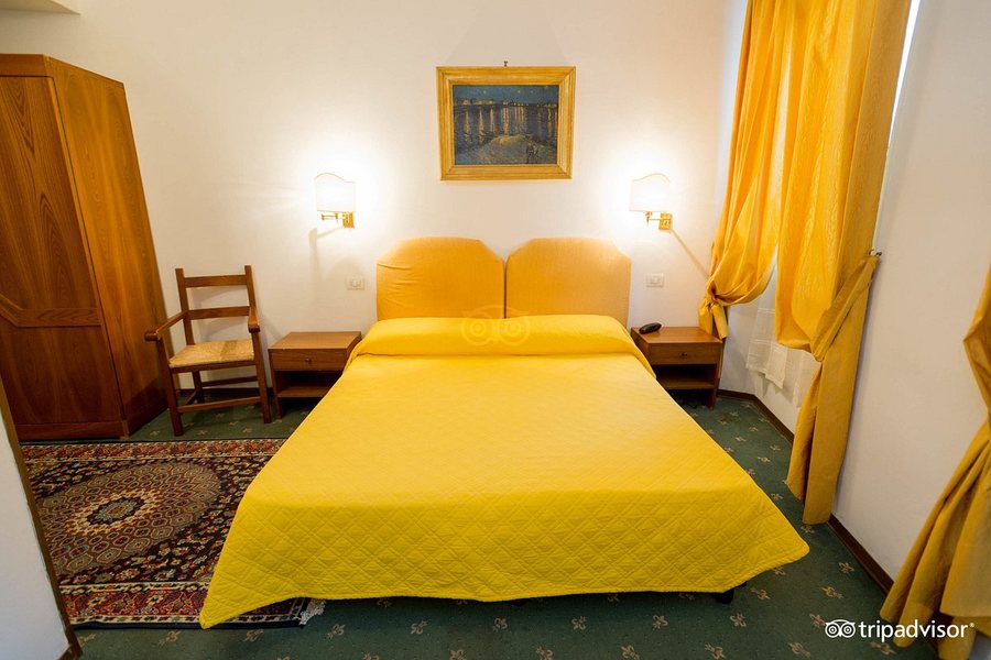 Hotel Rex — Guest room