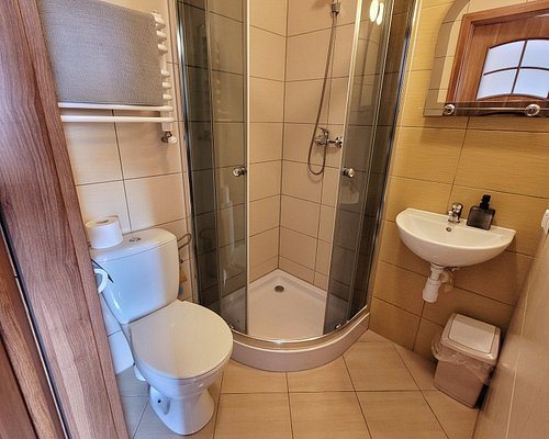 Hotel Rezydent — Bathroom
