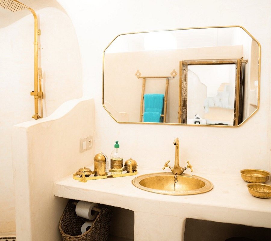 Hotel Riad le Lieu — Bathroom