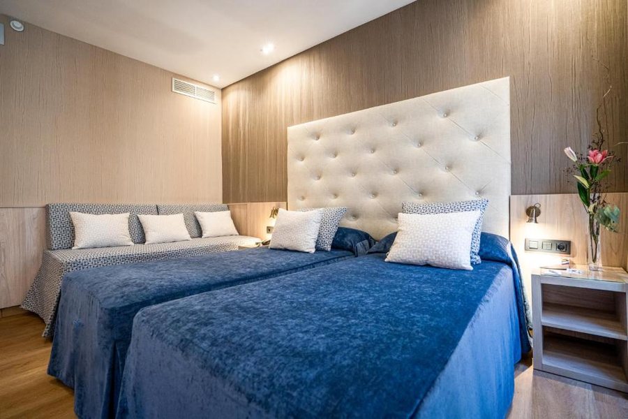 Hotel Rialto Barcelona Catalonia — Guest room